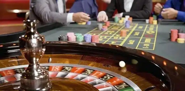 Casino-style Lucky Dragon environment on bdt 5777 with dramatic fantasy design